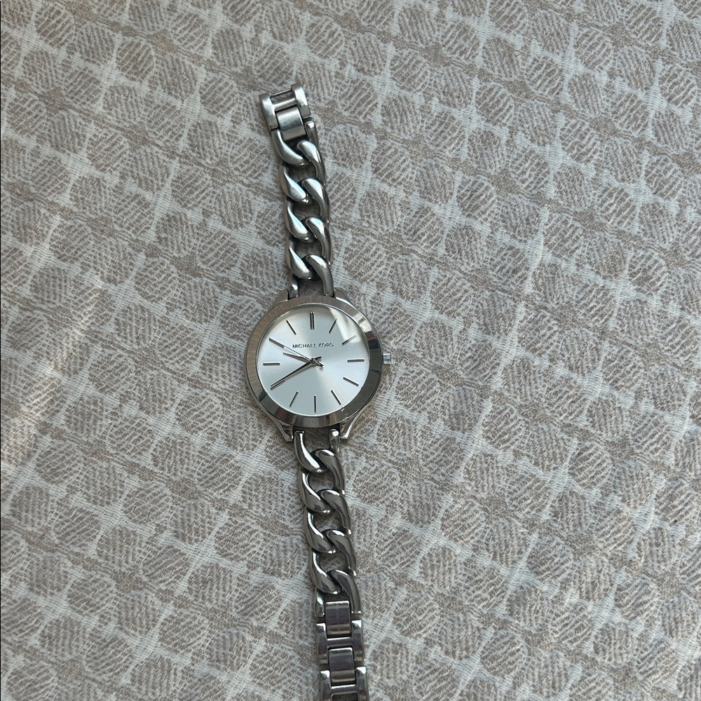 Michael Kors Silver Chain Bracelet Watch